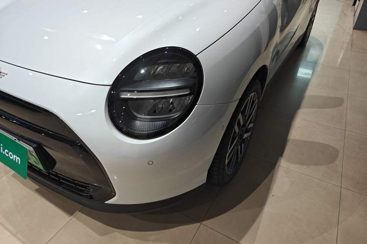 Used MINI Electric MINI COOPER 2025 456km COOPER E Classic Style
