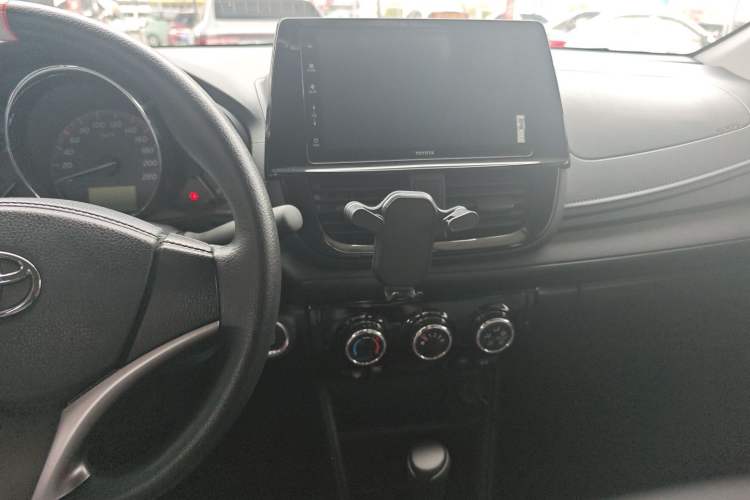 Used Toyota Vios 2022 1.5L 20th Anniversary Edition Audio And AC Panel