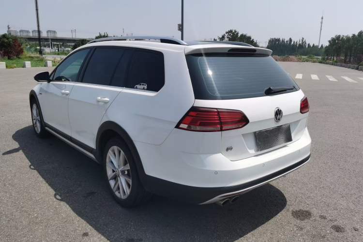 Used Volkswagen Golf 2019 1.8TSI Travel Edition