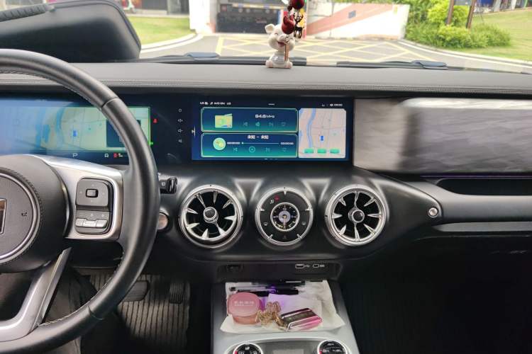 Used Tank 300 2021 Off-Road Edition 2.0T Conqueror Audio And AC Panel