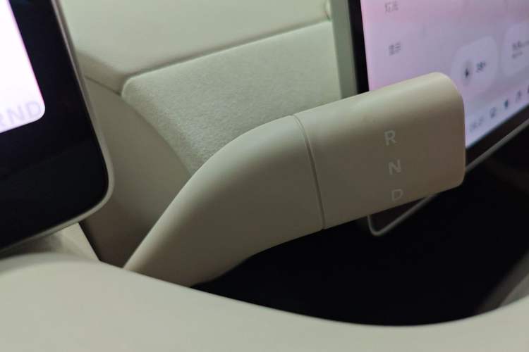 Used firefly 2025 Illuminated Edition
