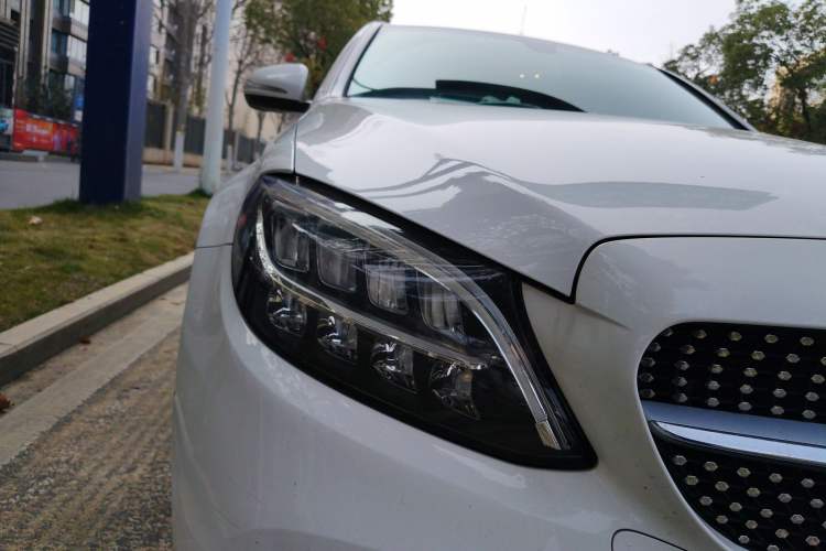 Used Mercedes-Benz C-Class 2019 C 180 L Dynamic Sports Edition Right Front Headlight