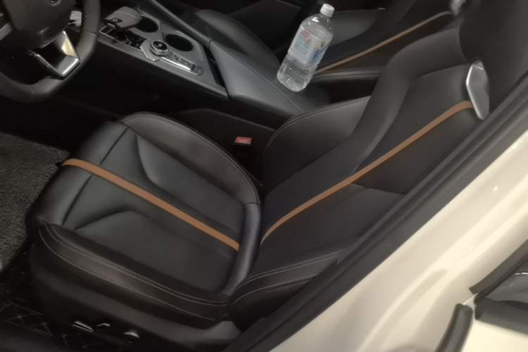 Used CHANGAN UNI-V 2024 1.5T Prestige Edition
