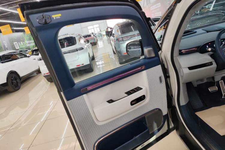 Used Zeekr MIX 2025 Long-Range Intelligent Driving Edition
