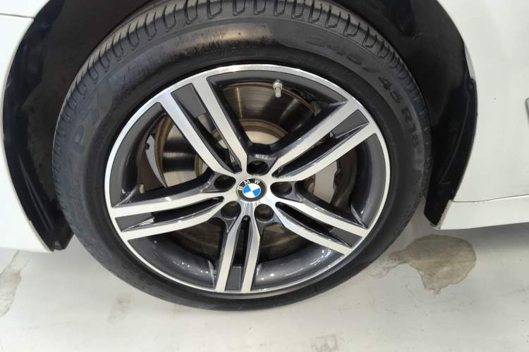 Used BMW 5 Series 2023 530Li Leading Edition Luxury Package
