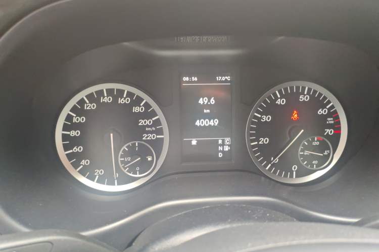 Used Mercedes-Benz Vito 2018 2.0T Business Version China V Emission Standard Instrument Cluster