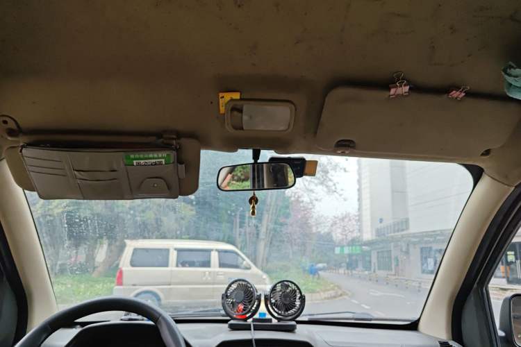 Used Wuling Rongguang 2014 1.2L S Base Model
