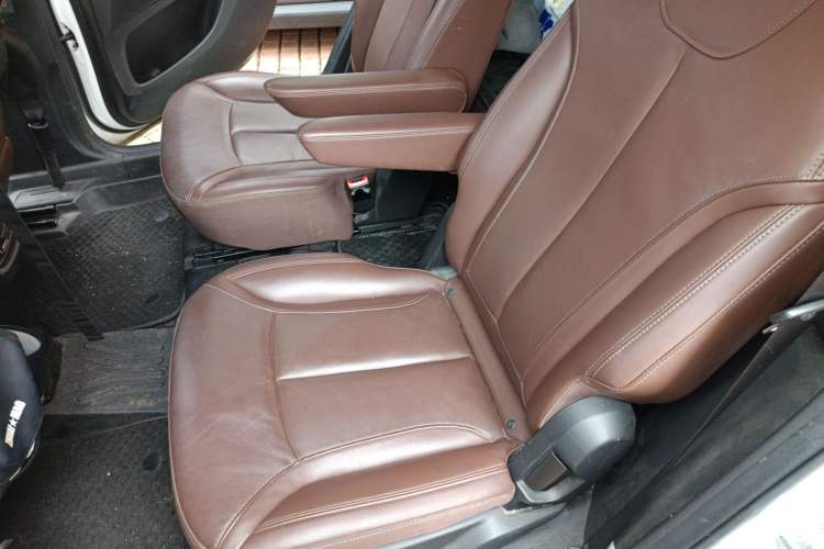 Used Buick GL6 2019 18T 6-Seater Connected Luxury Version China V Standard