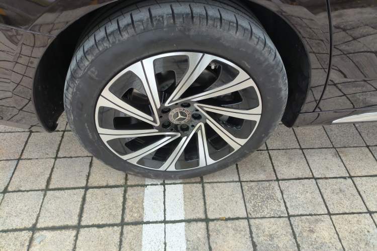 Used Mercedes-Benz E-Class 2024 E 300 L Luxury Model