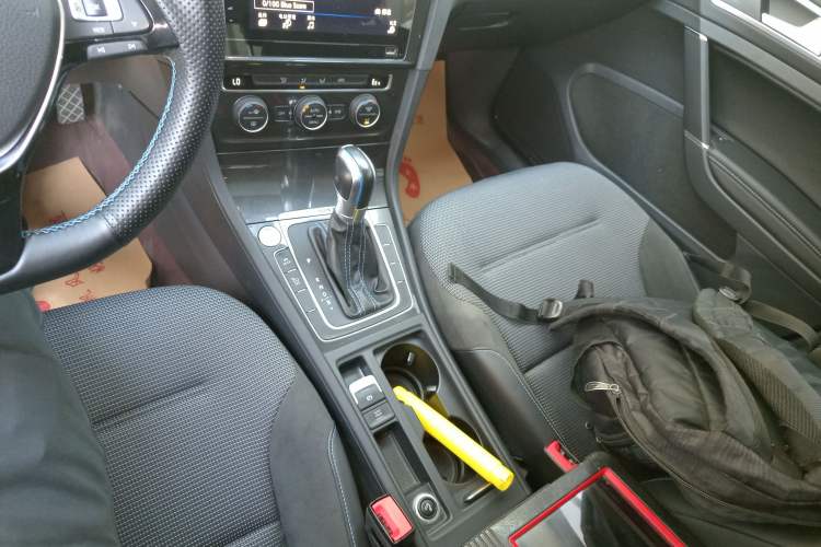 Used Volkswagen Golf Pure Electric 2020 Chari