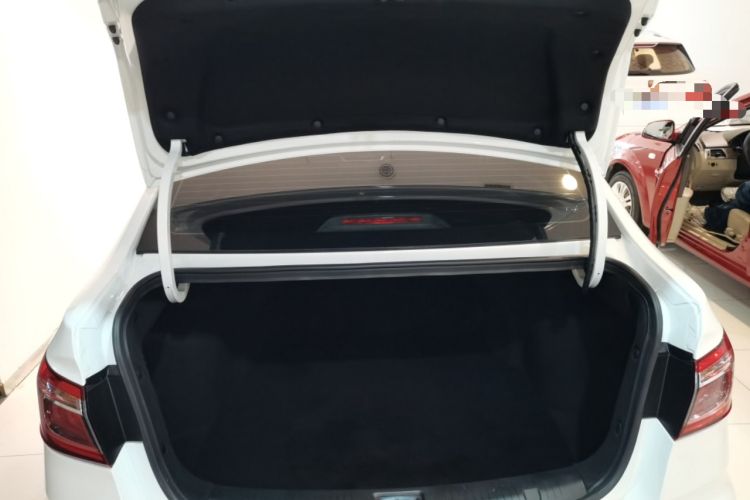 Used CHANGAN Eado DT 2019 1.6L Manual Comfort Model China VI Standard
