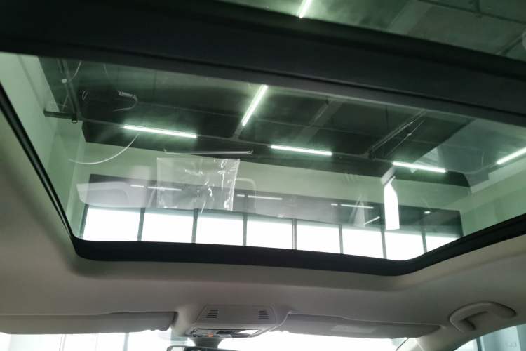 Used Volkswagen Viloran 2022 380TSI Prestige Edition Headliner