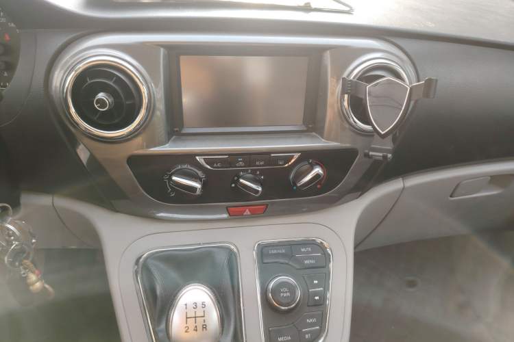 Used JAC Refine M3 2016 IKEA Edition 1.6L Luxury Model Audio And AC Panel