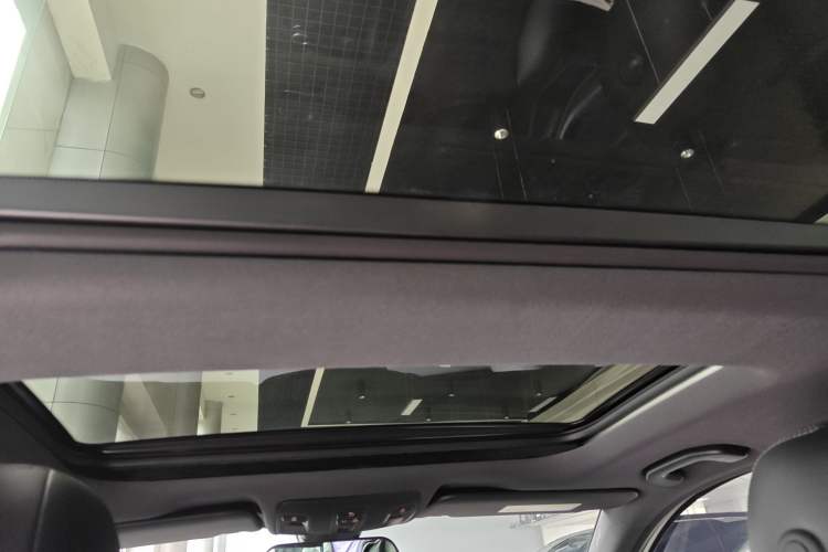 Used Mercedes-Benz B-Class 2015 B 200 Fashion Model Headliner