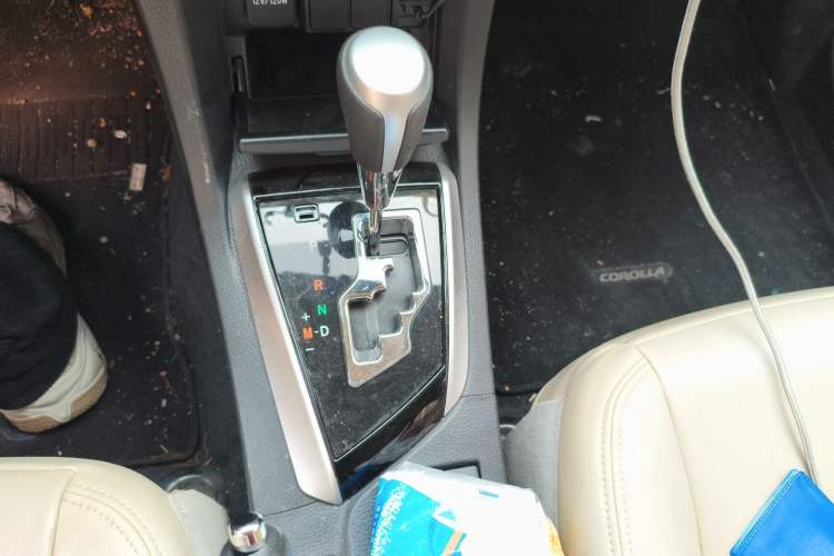 Used Toyota Corolla 2017 Revised Version 1.2T S-CVT GL-i
