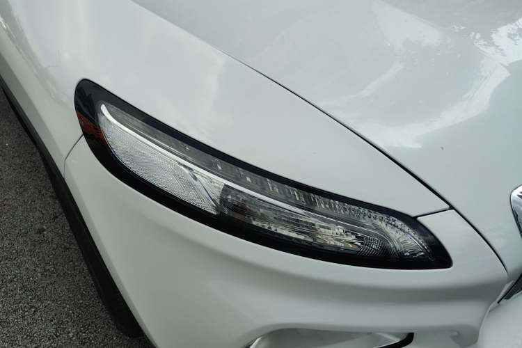 Used Jeep Cherokee 2017 2.0L Superior Edition