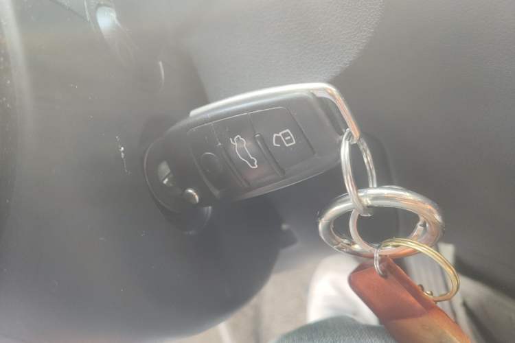 Used Audi Q3 2015 30 TFSI Ambition Edition Vehicle Key