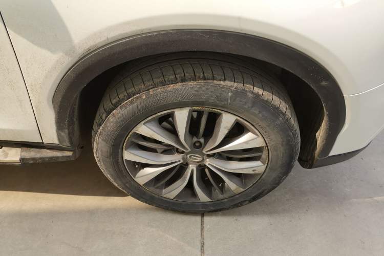 Used GAC Trumpchi GS8 2017 320T Two-Wheel Drive Luxury Smart Connectivity Version (7 Seats)