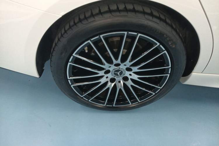 Used Mercedes-Benz C-Class 2022 Restyled C 260 L Sport Edition Exterior 5