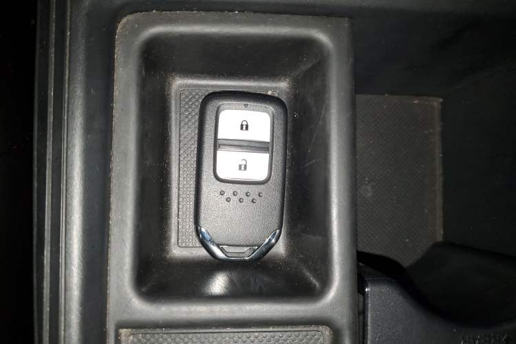 Used Honda CR-V 2015 2.0L two-wheel drive Fashion Edition Interior 1