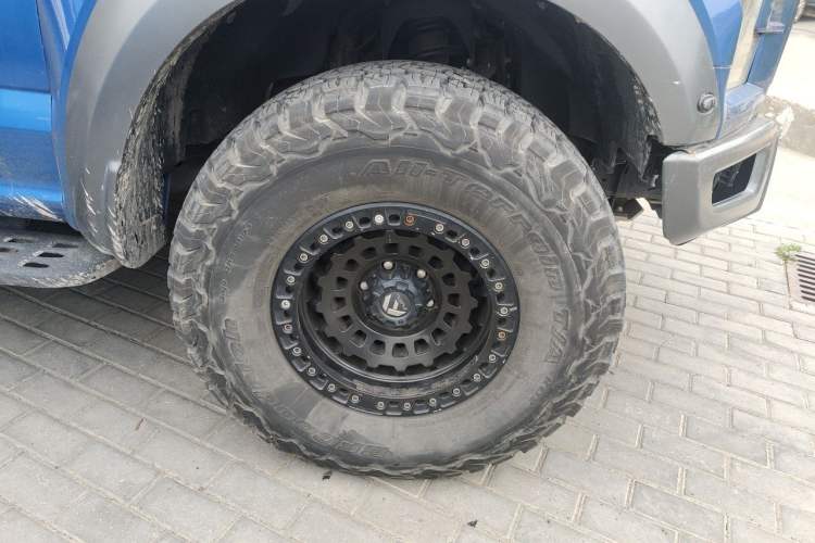 Used Ford F-150 Raptor 2019 3.5T Raptor Performance Enhanced Edition Right Front Wheel Hub