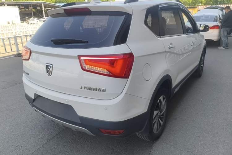 Used Baojun 560 2016 1.8L iAMT Luxury Model Rear Right 45 Deg