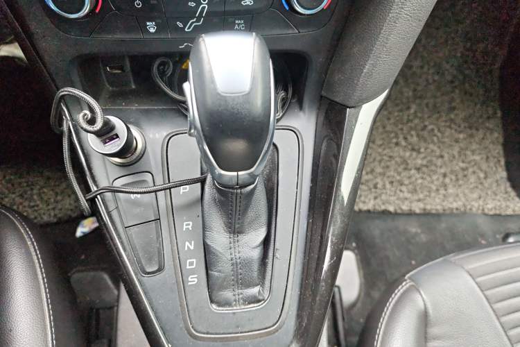 Used Ford Focus 2015 Hatchback EcoBoost 125 Automatic Supreme Style Edition