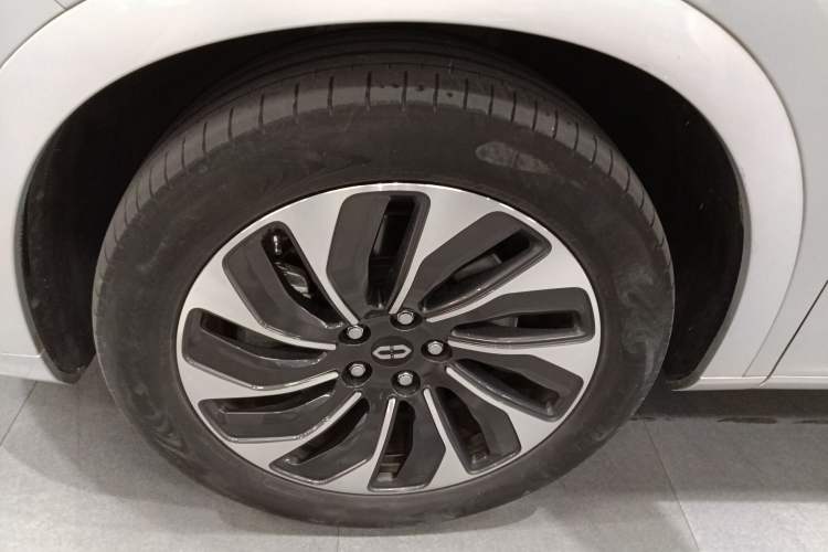 Used Hima AITO M7 2024 1.5T Rear-Drive Plus Version 5 Seats
