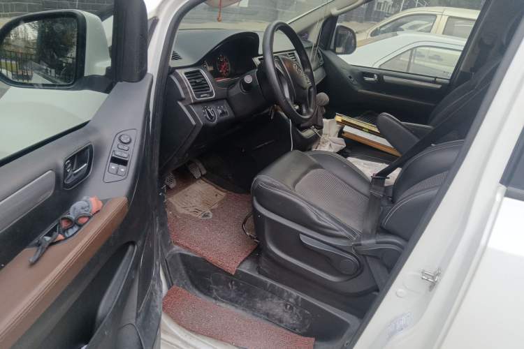 Used SAIC MAXUS G10 2018 PLUS 1.9T Manual Elite Edition Diesel