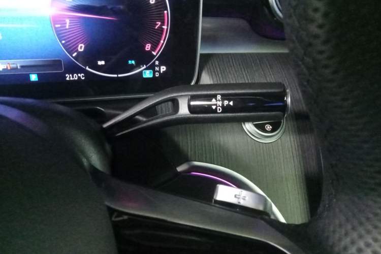 Used Mercedes-Benz C-Class 2023 C 260 L Sport Edition Gear Lever