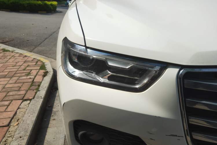 Used Haval H2s 2017 Red-Label 1.5T Dual-Clutch Elite Model Right Front Headlight