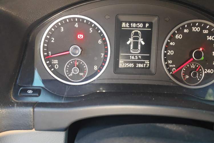 Used Volkswagen Tiguan 2012 1.8TSI Automatic All-Wheel Drive Elite Edition Odometer Close Up