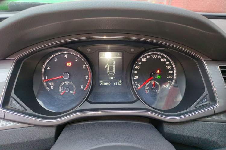 Used Volkswagen Passat 2016 330TSI DSG Luxury Edition Instrument Cluster