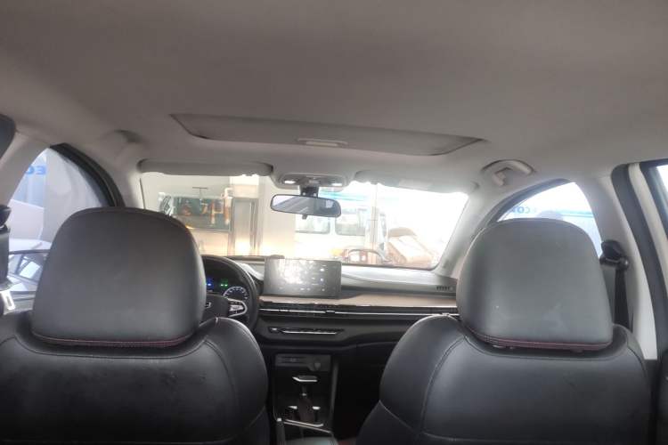 Used Geely Auto Vision X3 2021 PRO 1.5L CVT Deluxe Model
