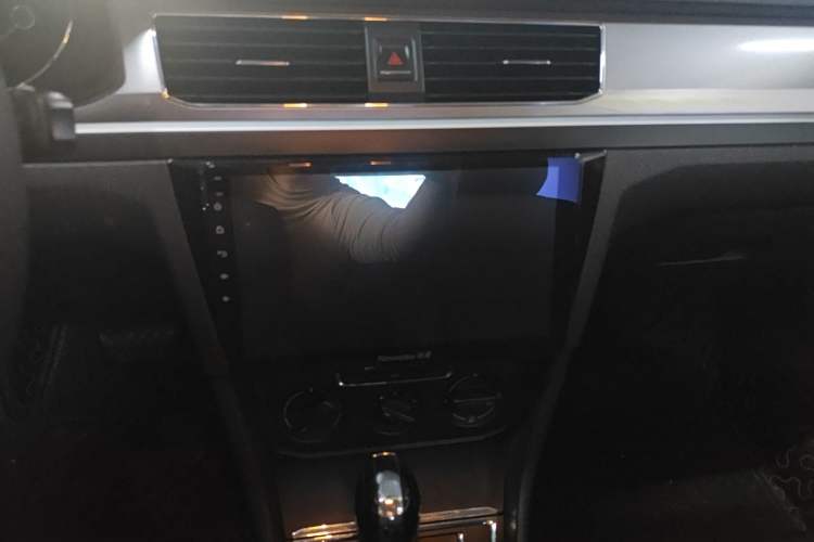 Used Volkswagen Bora 2018 1.5L Automatic Fashion Model
