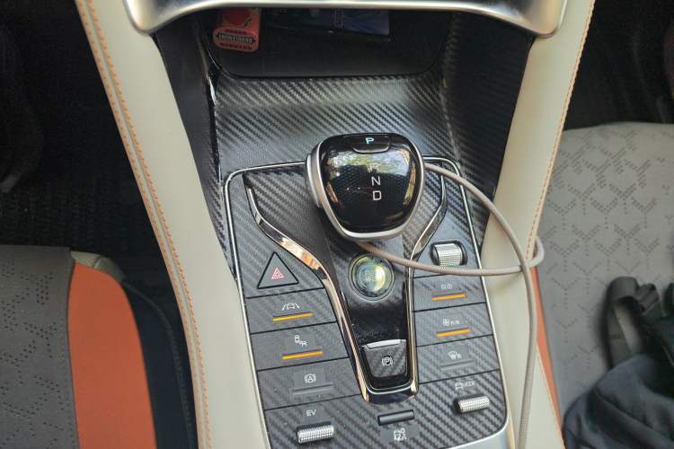 Used BYD Song PLUS New Energy 2021 DM-i 110KM Flagship PLUS 5G Edition Gear Lever