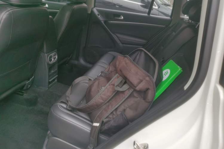 Used Volkswagen Tiguan 2017 300TSI Automatic Two-Wheel Drive Silk Road Comfort Edition Left Rear Seat