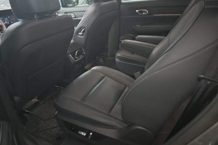 Used Li Auto ONE 2021 Extended-Range 6-Seater Version Left Rear Seat