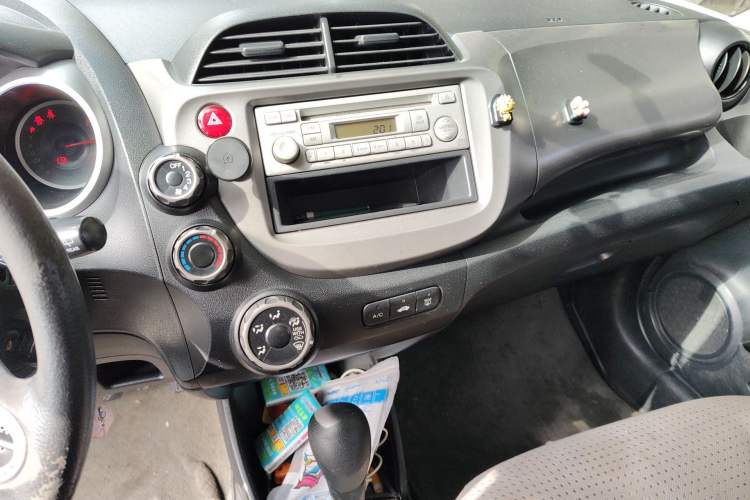 Used Honda Fit 2008 1.3L automatic comfort version
