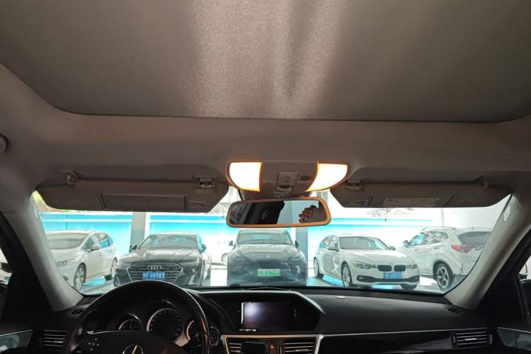 Used Mercedes-Benz E-Class 2011 E 300 L Fashion Prestige Model