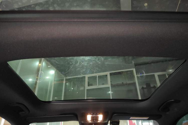 Used Mercedes-Benz GLB 2023 GLB 220 4MATIC Headliner