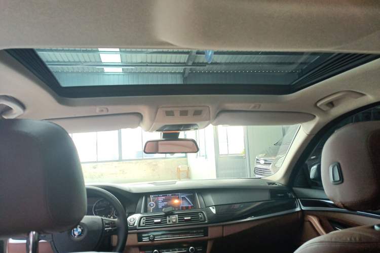 Used BMW 5 Series 2014 520Li Elegant Model