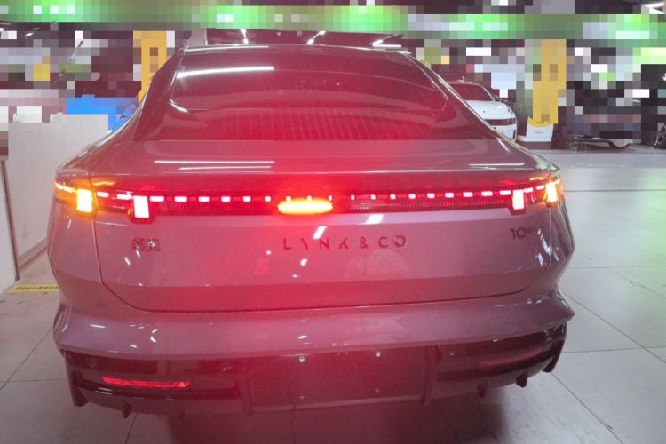 Used Lynk & Co 10 EM-P 2025 Model 120 Four-Wheel Drive Ultra Rear