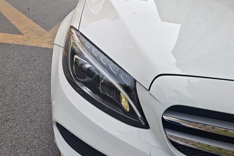 Used Mercedes-Benz C-Class 2018 C 200 L Sport Edition Right Front Headlight