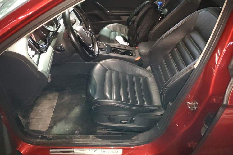 Used Volkswagen Lamando 2017 280TSI DSG Luxury Edition Left Front Seat