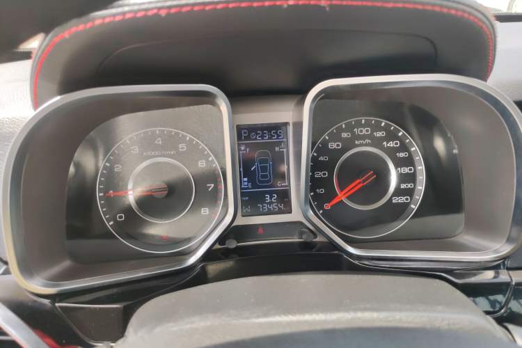 Used Zotye Domy X5 2015 1.5T CVT Landlord Model China IV Standard
