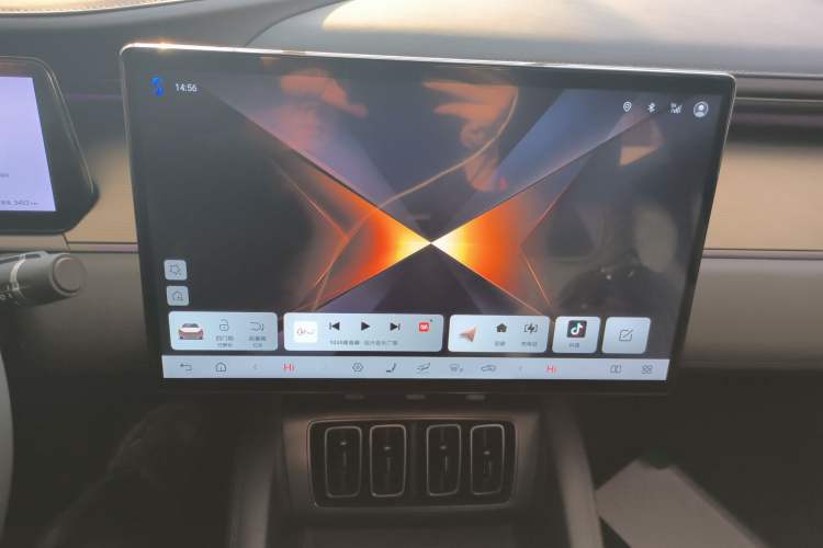 Used BYD Song L EV 2025 Intelligent Driving Version 662 km LiDAR Excellence Edition
