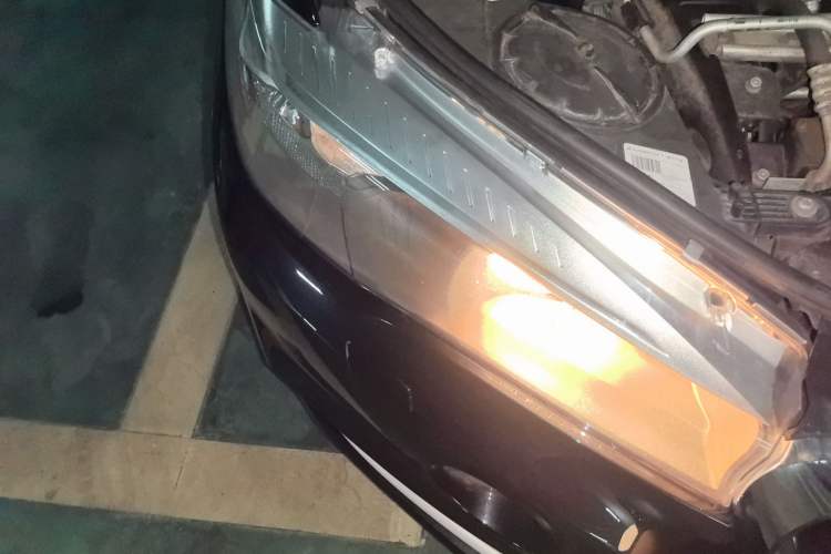 Used BMW X5 2014 xDrive35i Elegant Edition Right Front Headlight