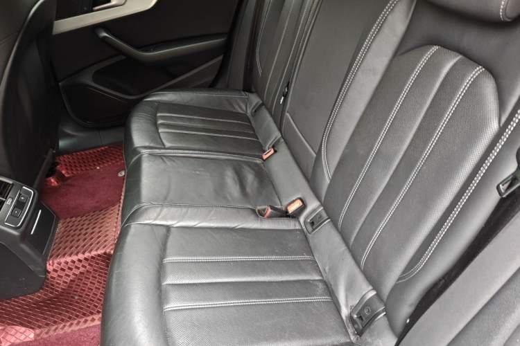 Used Audi A4L 2020 40 TFSI Fashion Dynamic Model
