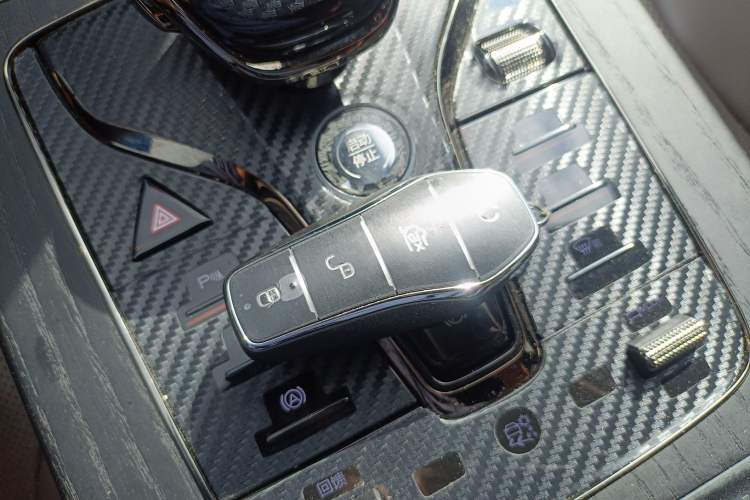 Used BYD Han 2022 EV Genesis Edition 610KM All-Wheel Drive Premium Model
